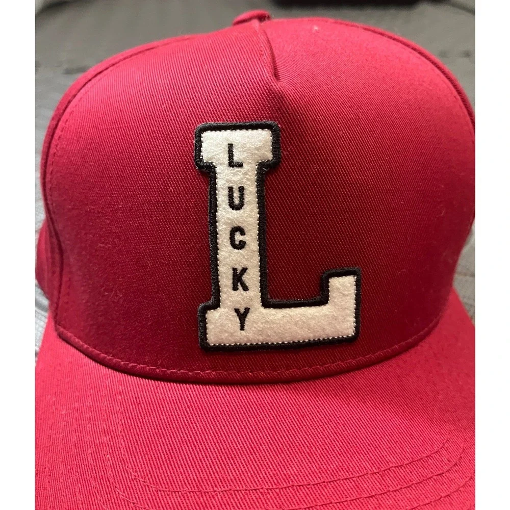 NEW Lucky Brand Trucker Hat Mens One Size Red Lucky Letter L‎ Patch Snapback Cap